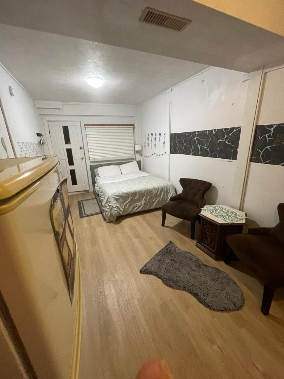 Suite In 西温哥华 外观 照片